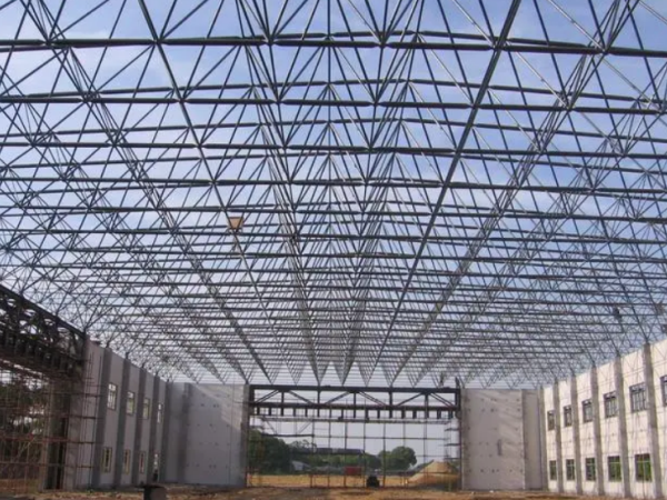 邢台网架加工材料的选择应该注意哪些问题？